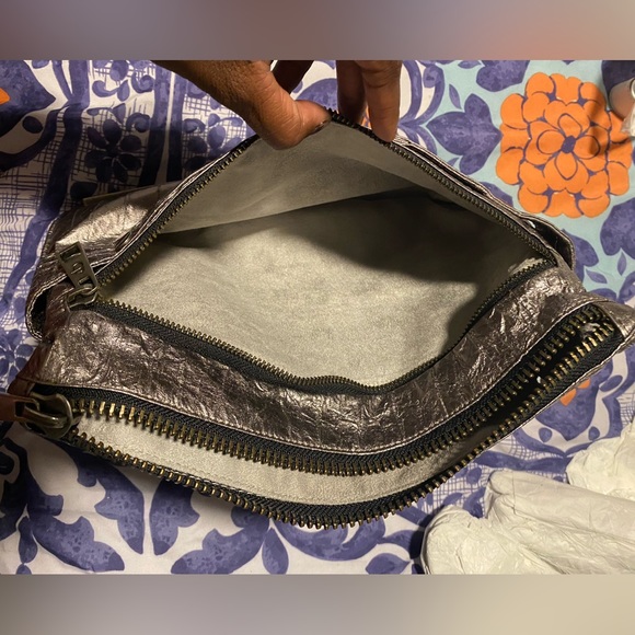 Matt & Nat Metallic clutch - Picture 4 of 6